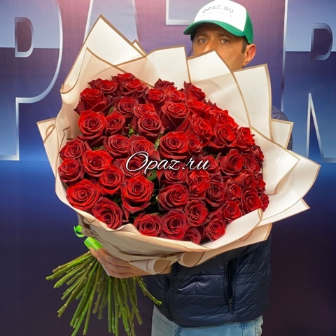 51 роза Эквадор Premium 70см № РО-64