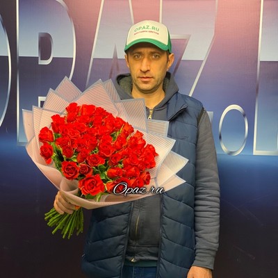 51 роза Кения Premium 40/45см в оформлении №РС-155